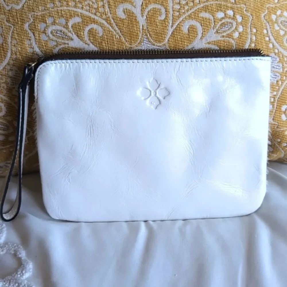 Patricia Nash Cassini White/Aqua Metallic Cow Hair Medium Clutch With Crystals - Picture 7 of 16